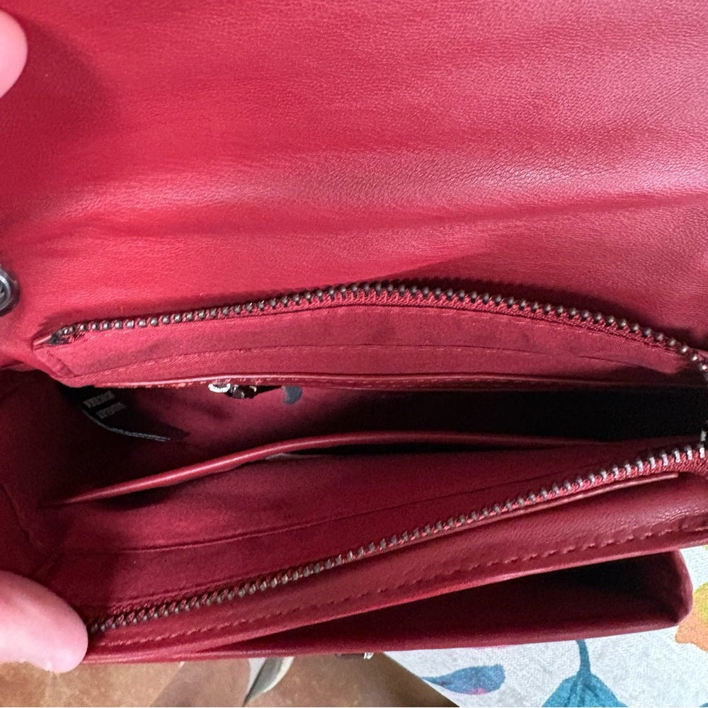 Badgley Mischka Red Quilted Vegan Leather Crossbody Bag NWT - Picture 4 of 5